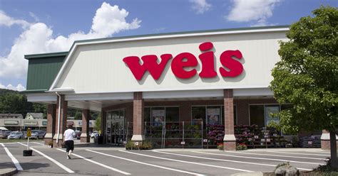 Weis raises $90K for local food banks