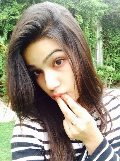 Top Sweet Faces Indian Cute And Beautiful Gils Facebook Selfiealbum 2