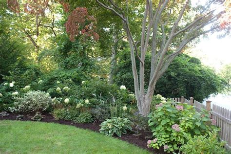 20 Brilliant Corner Yard Landscaping Ideas For You