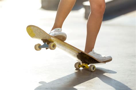 Step By Step Guide On How To Manual On A Skateboard