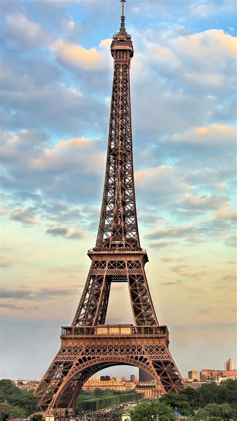 49 Eiffel Tower Wallpaper For Iphone On Wallpapersafari