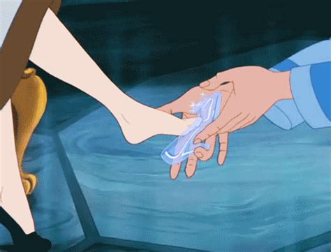 Cinderellas Shoe Size Is A 4 12 Disney Princess Facts Popsugar