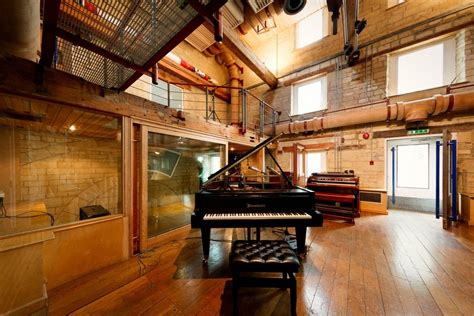 Effective home recording studios are built with proper planning. Real World Studios | Residential Recording Studio near Bath