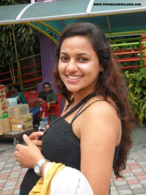 Hot Actress Photos Net Udari Warnakulasuriya Latest Pics