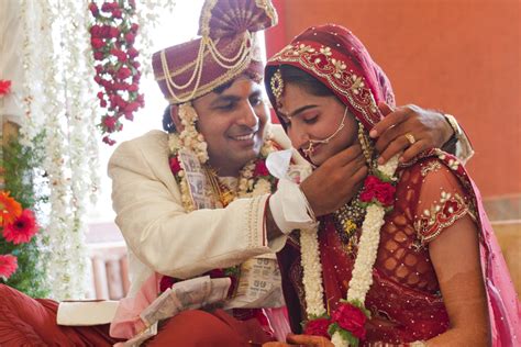 15 Unique Indian Wedding Traditions Easy Weddings Uk
