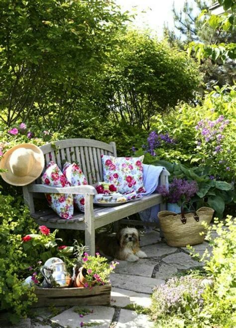 Nice Little Nook Cottage Garden Backyard Seating Garden Photography