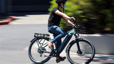 E Bikes Are Having Their Moment They Deserve It The New York Times