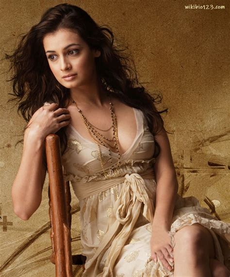 dia mirza wiki bio age figure size height hd images wallpapers download hub of wiki bio of