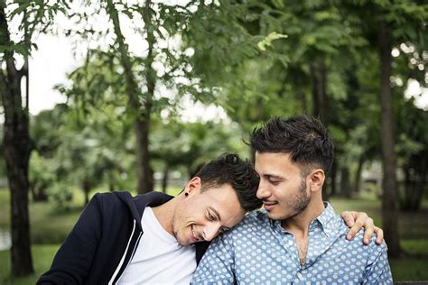 Sweet Gay Male Couple Close Photo Rawpixel