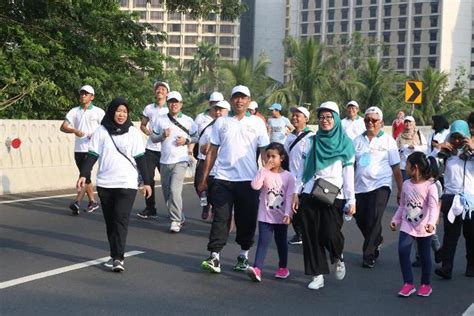 Kementerian Panrb Manfaatkan Fun Walk Untuk Kebersamaan Indovoices