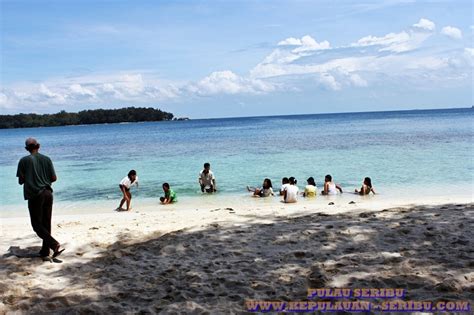 Gambar Wisata Pantai Pasir Putih Blacki Gambar