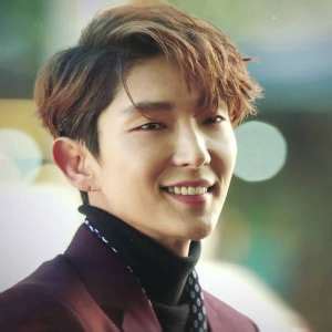 Lee joon gi began working as a model in 2001 and broke into acting with his. Lee Joon gi Birthday, Real Name, Age, Weight, Height ...