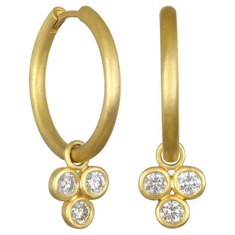 Faye Kim 18 Karat Gold Triple Diamond Drops For Sale At 1stDibs Kim