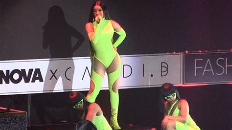 Cardi Bs Booty Poppin Performance Steals New Fashion Line Show