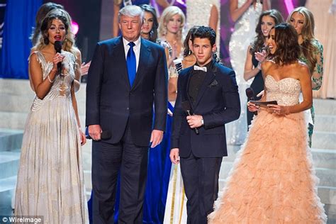 Trump Caught Bragging About Looking At Naked Women Backstage At Miss Usa Daily Mail Online