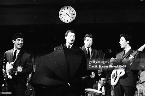 Brian Poole And The Tremeloes Appear On Tv Show Ready Steady Go News Photo Getty Images
