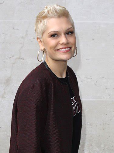 The Evolution Of Jessie Js Hair In 21 Photos Hair