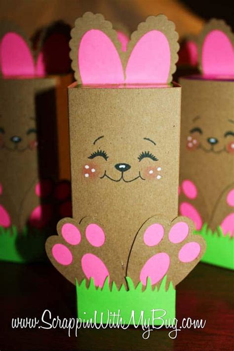 A wonderful activity that helps children with coordination, reflexes, and speed, this. 24 Cute and Easy Easter Crafts for Kids - Homesthetics