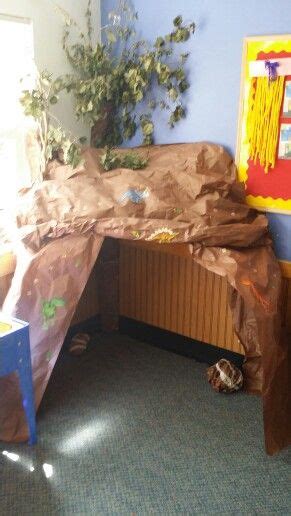 bear cave preschool room decor preschool decor bears preschool