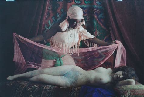 Liegende Nackte Mit Sklavin Von Marcel Meys Kunstdruck