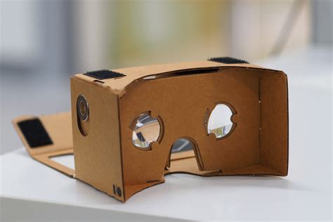 Virtual Reality's Expensive, But Is Google Cardboard Really The Best Alternative?