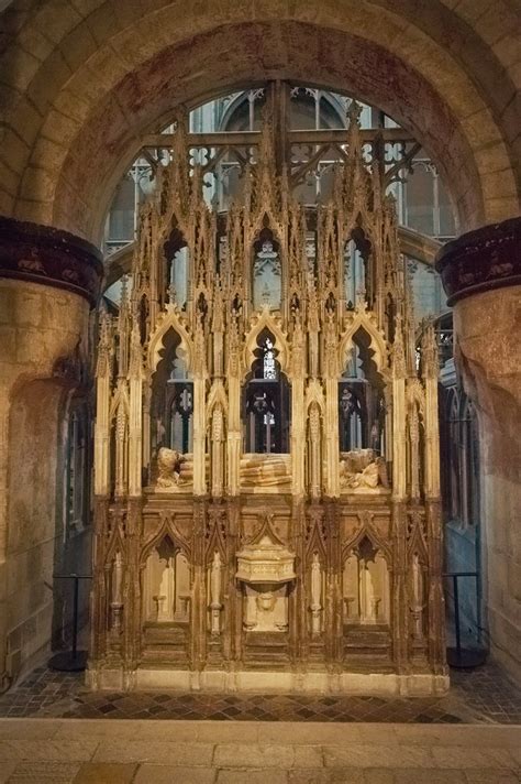 King Edward Ii Tomb At Gloucester Cathedral Rob Fox Flickr