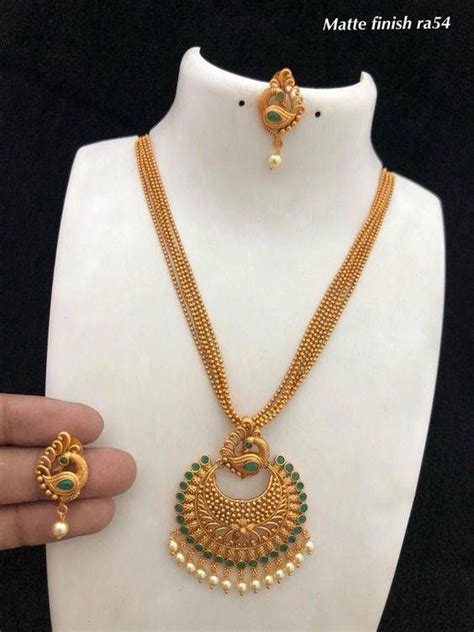 15 Modern Gold Necklace Designs In 30 Grams Indian
