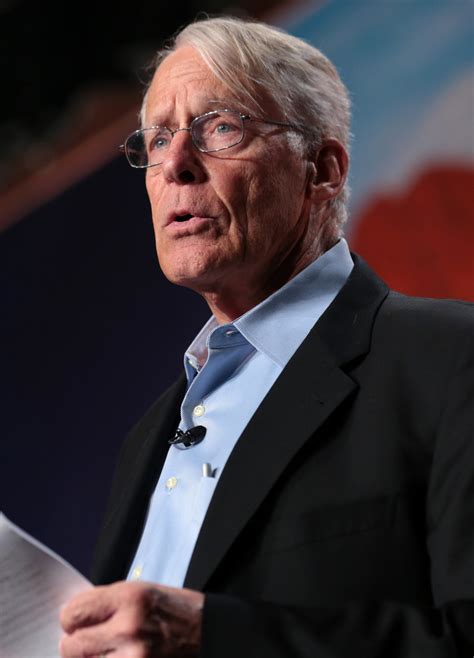 Rob WALTON: Billionaires SUCCESS Secrets Revealed!