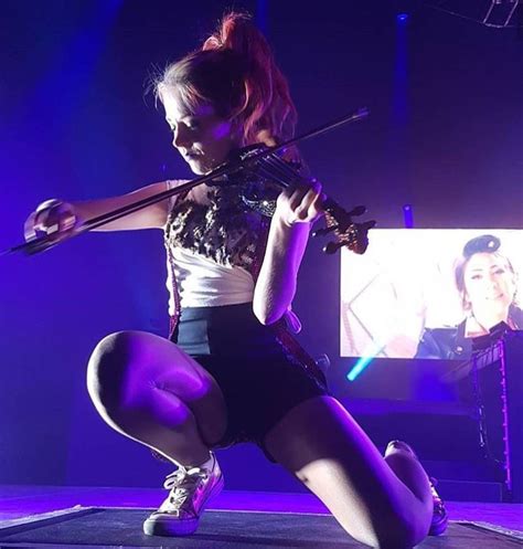 rioburak på Instagram hoto by shiki chan lindseystirling Lindsey stirling violin