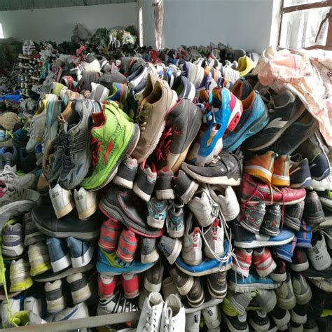 Used Clothes Top Grade Used Shoes Bale Price Factory Stock Wholesale In
