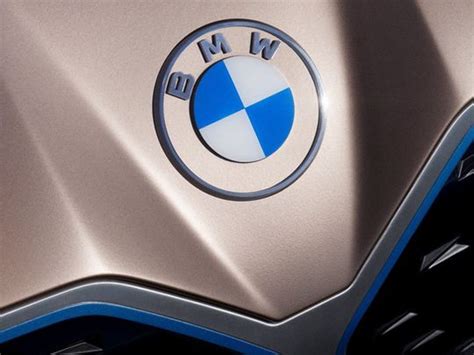 New Look Famous Bmw Roundel Logo Gets A Redesign Auto News Gulf News