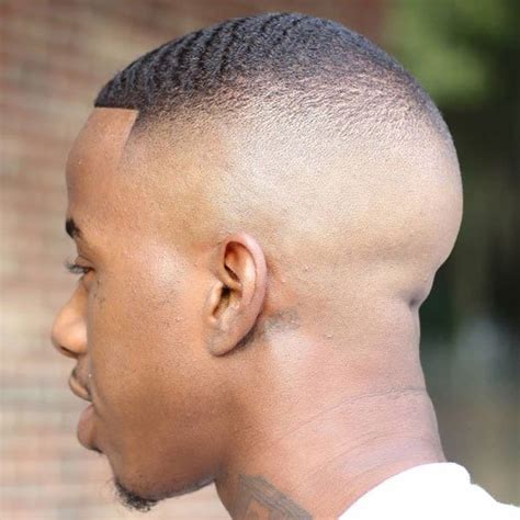 This look is as charming as it gets and looks great on any black woman. How To Get 360 Waves For Black Men | Men's Hairstyles ...