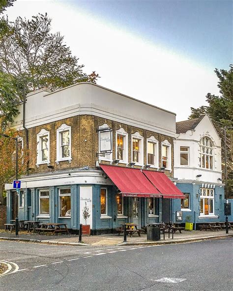 A Pretty Blue And Red Pub On A Corner In Camberwell London This Part