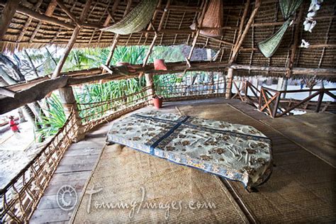 Hut With Massage Table In Zanzibar Nungwi Tanzania View Flickr