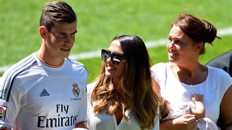 Even though gareth has this special woman that has been by his side for many years, she is not his wife. Who is Emma Rhys-Jones? Everything you need to know about Gareth Bale's soon-to-be-wife ...