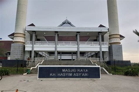 Foto Masjid Raya Hasyim Asyari Jakbar Bersiap Tampung 2500 Jemaah