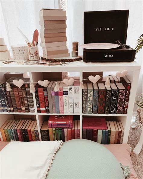 Everlastingcharm Ig In 2021 Bookshelves In Bedroom Bookshelf