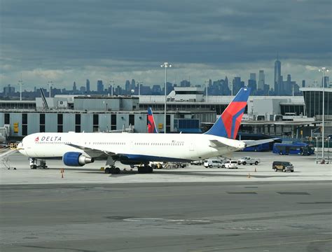 Delta Is Ending Its New York To Orange County Nonstop The Points Guy