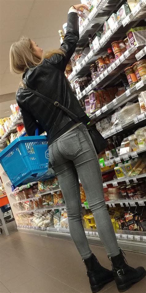 Babe Shopping In Skinny Jeans Tumblr Pics
