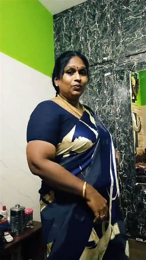 Mature aunty navel fold ahh. 40+ Aunty Navel / Discover the magic of the internet at imgur, a community powered entertainment ...