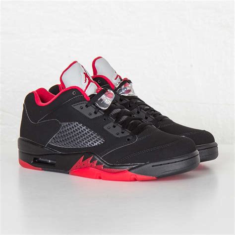 Jordan Brand Air Jordan 5 Retro Low 819171 001 Sneakersnstuff Sns