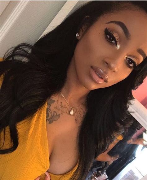 Pin By Ab Jaye On Makeup And Beauty Tips Gold Makeup Looks Brown Skin Makeup Black Girl Makeup