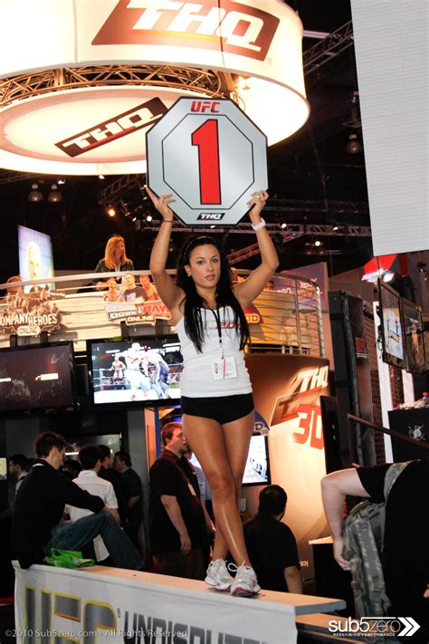 E3 Expo 2010 Booth Babes And Promo Models Galore
