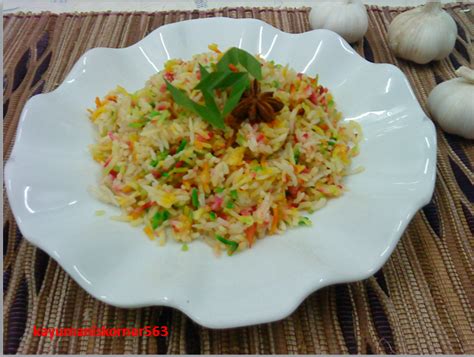 Anda mungkin patut cuba resepi menarik ini yang memang dijamin tidak berapa masam menurut empunya resepi. Resepi Nasi Tomato Chef Hanieliza - Rasmi Sua
