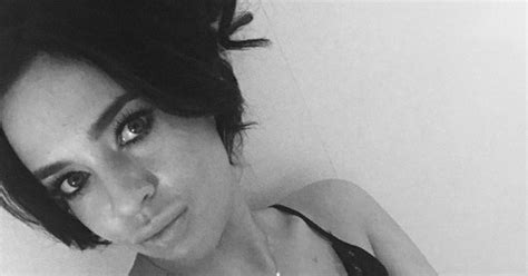 A Message To Ricky Stephanie Davis Posts Sexy Lingerie Selfie But Her