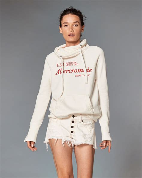 abercrombie and fitch offering discount of 10 30 off sitewide womens tops clothes fashion