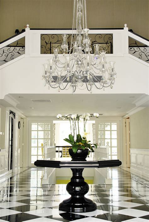 Grand Entrance Design Idea For Elegant Homes Entrance Hall Tables