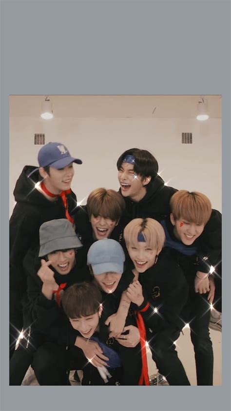 Depending on the platform you wish to use them on,. Stray Kids aesthetic Wallpaper | Levanter Wallpaper ...