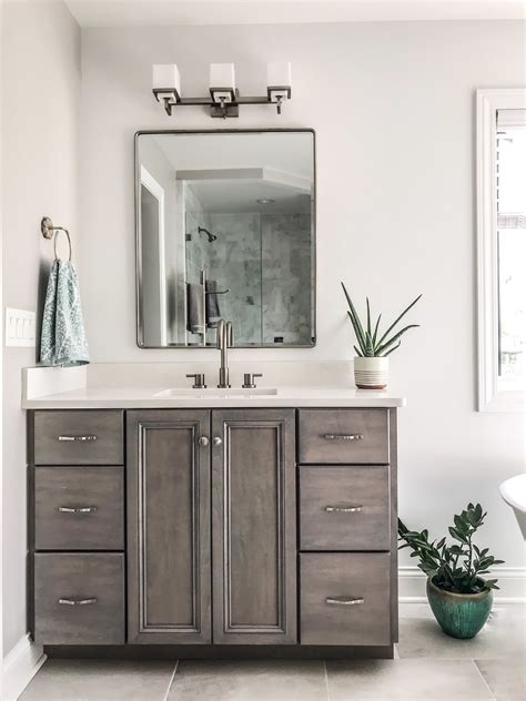 Small Bathroom Ideas With Gray Vanity