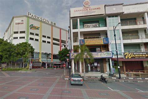 Parking is however, quite limited. Kluang Parade For Sale In Kluang | PropSocial